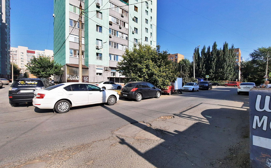 Строение на земельном участке, 200 м² фото
