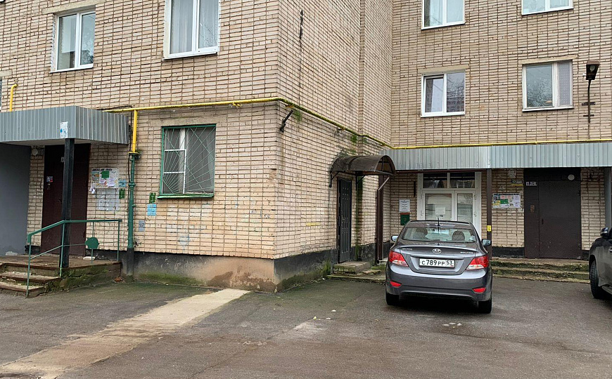 Продам торговое помещение, 76 м²  фото