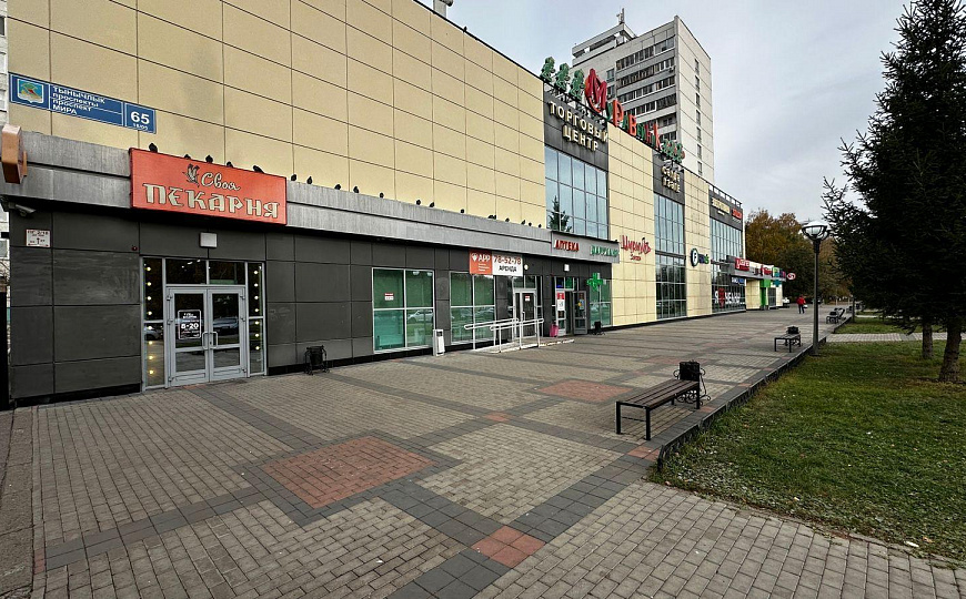 Продаётся помещение свободного назначения на 1 линии фото