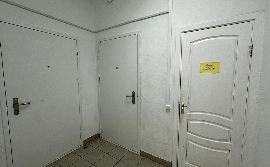 Продаётся помещение свободного назначения на 1 линии фото