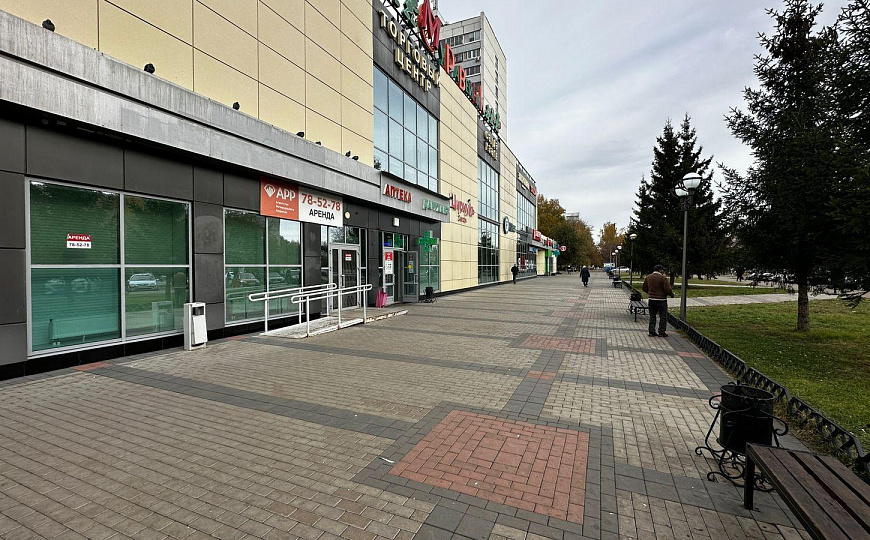 Продаётся помещение свободного назначения на 1 линии фото