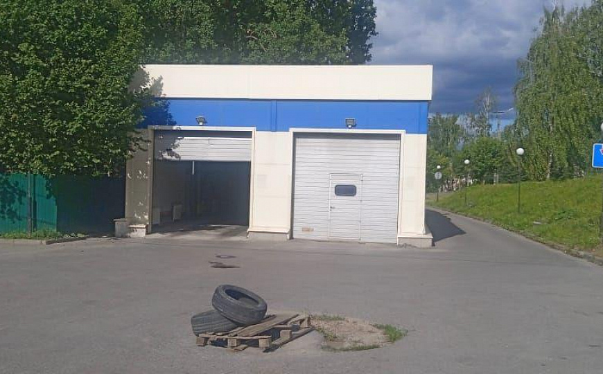 Продаю здание на первой линии фото