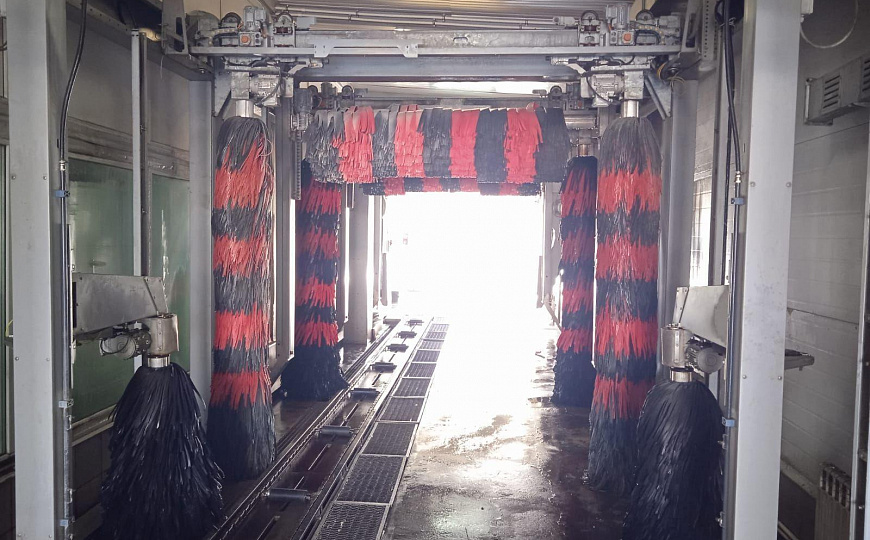 Продаю здание на первой линии фото