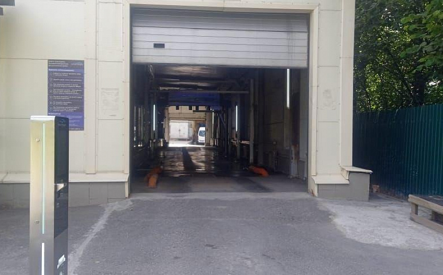 Продаю здание на первой линии фото