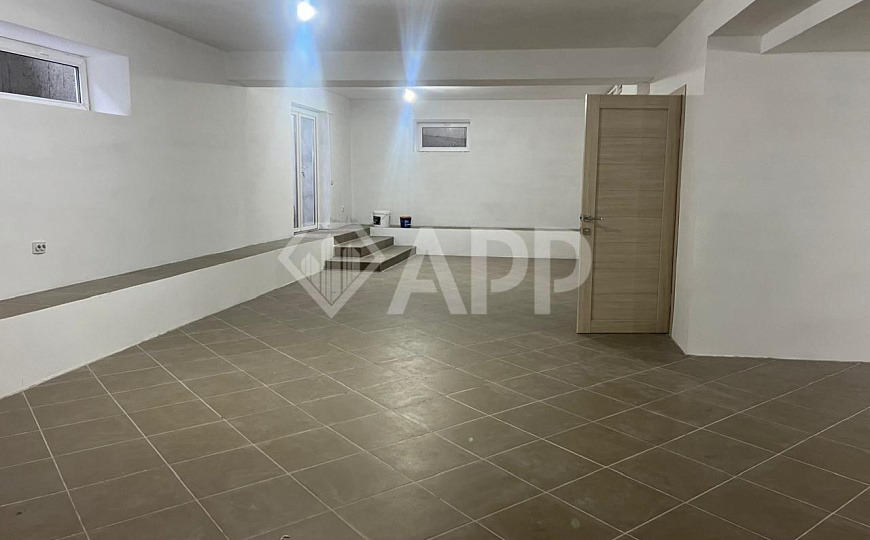 Сдам помещение свободного назначения, 380 м² фото