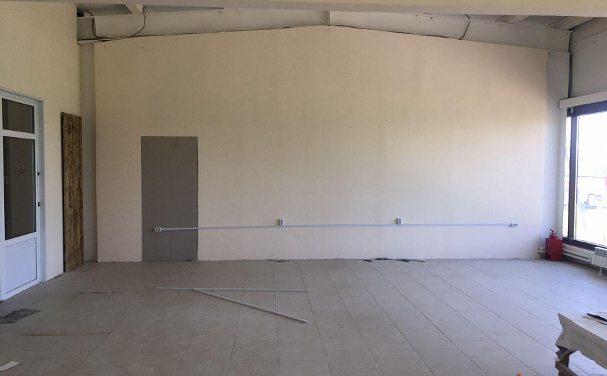 Продается отдельно стоящее здание с арендаторами 2 203 м² фото