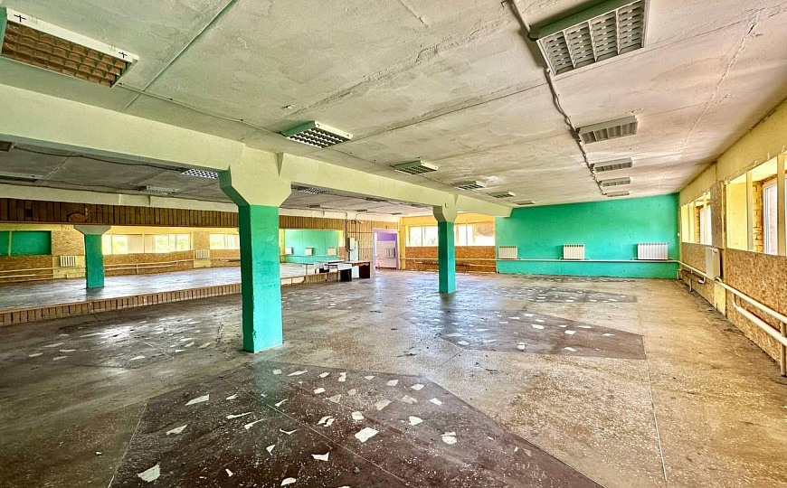 Отдельностоящее здание, 2813 кв.м. фото