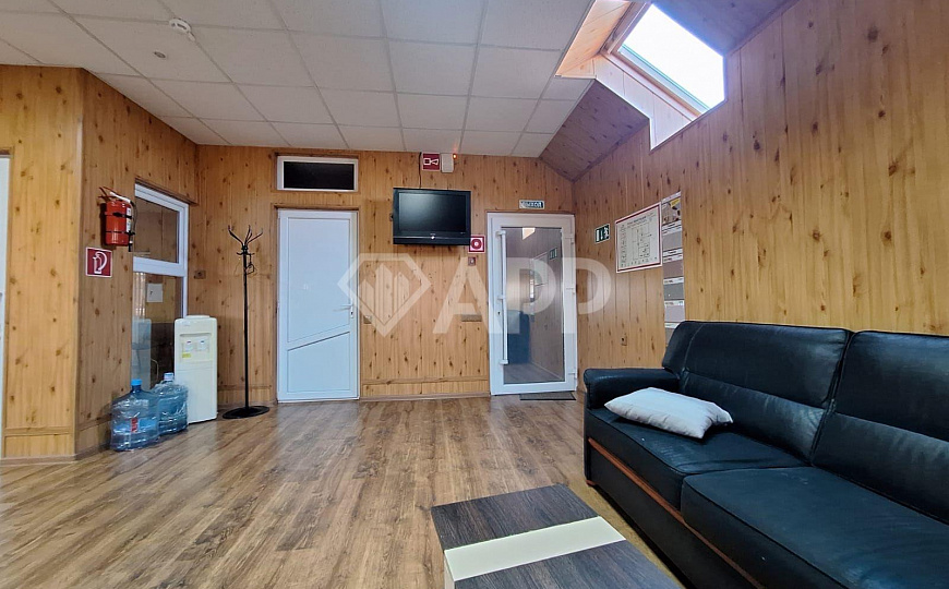 Сдам офисное помещение, 100 м² фото