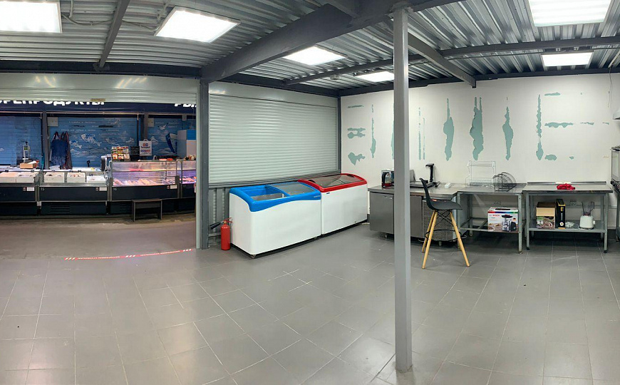 Сдам торговое помещение под общепит, 32,7 м² фото