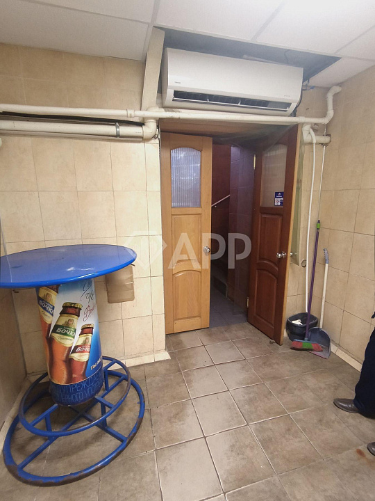 Продам торговое помещение, 70 м² фото