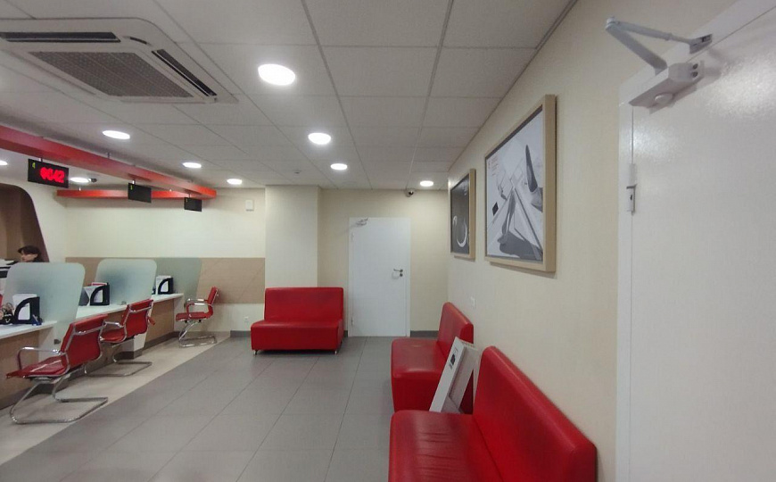 Помещение 330 м2 в самом центре Саратова с большим трафиком. фото