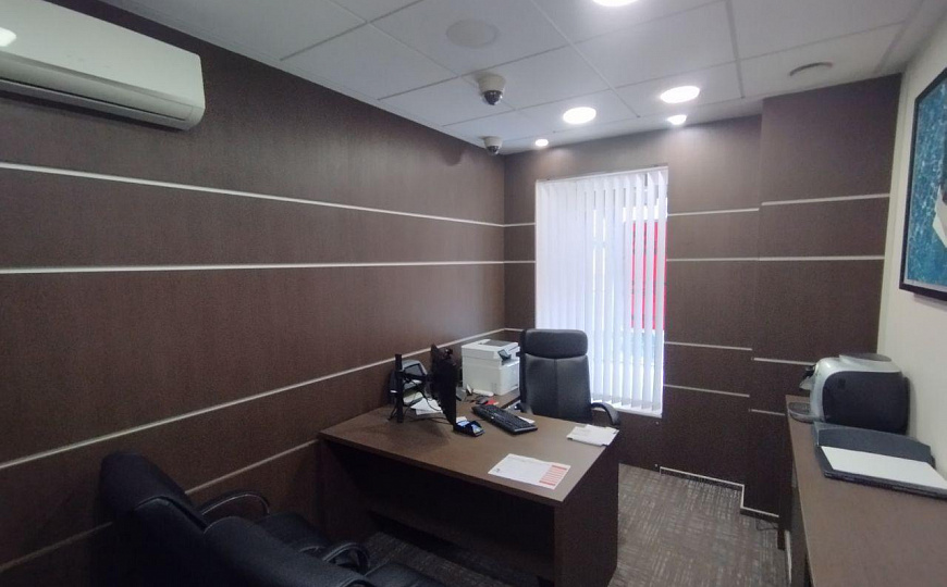 Помещение 330 м2 в самом центре Саратова с большим трафиком. фото