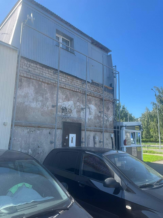 Продажа помещение свободного назначения фото