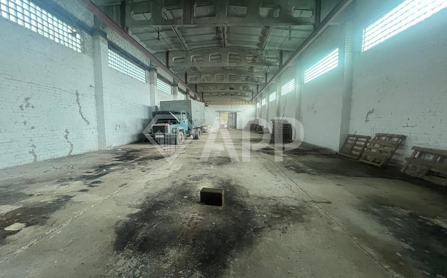 Продам складское помещение, 1 700 м² фото