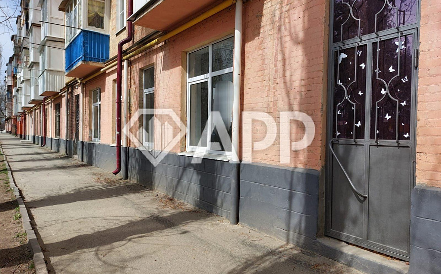 Продам торговое помещение, 415 м² фото