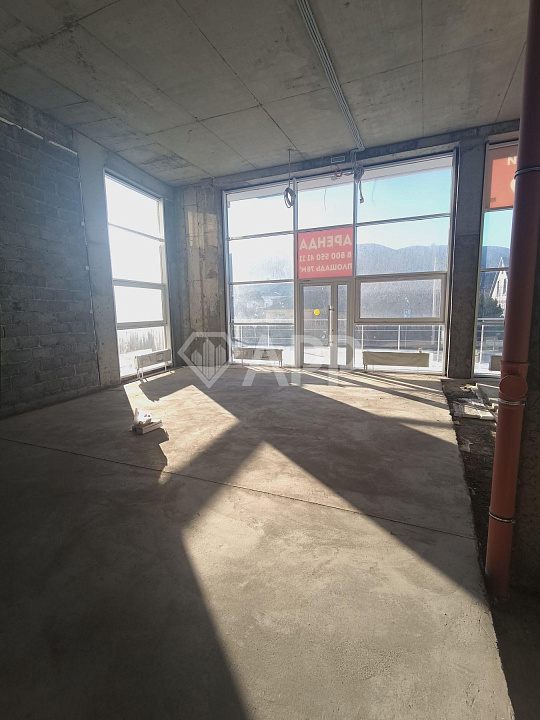 Сдам торговое помещение, 85 м² фото