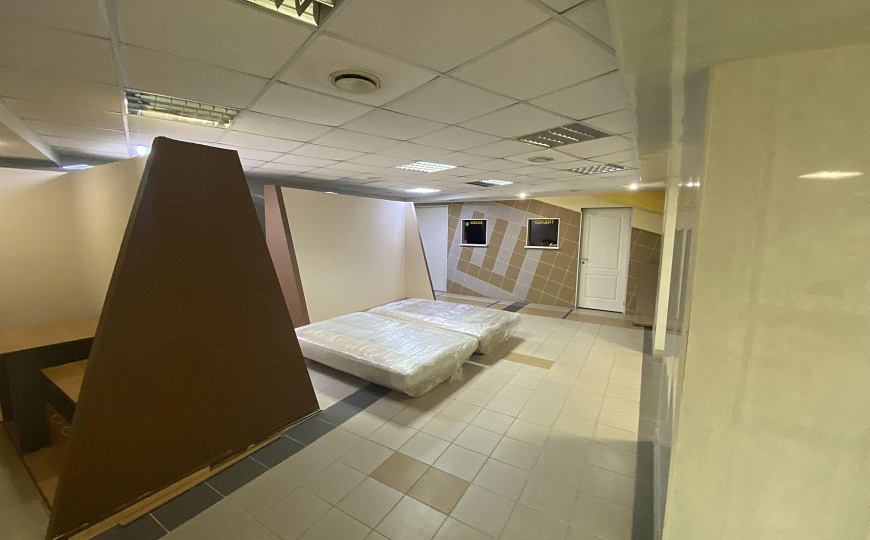 Аренда помещения свободного назначения. фото