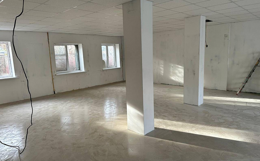 Помещение с ремонтом, 172 м² фото