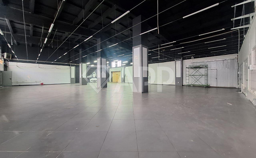 Сдам производственное помещение и офисы площадью 490 м² фото