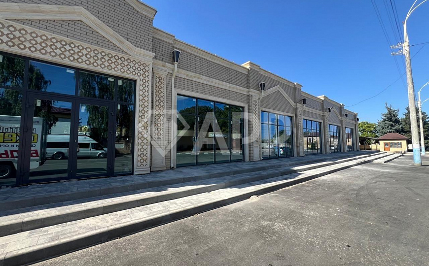 Сдам помещение свободного назначения, 418 м². От 80 до 418 м² фото