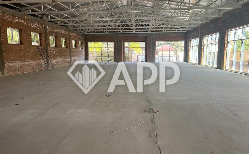 Сдам помещение свободного назначения, 418 м². От 80 до 418 м² фото