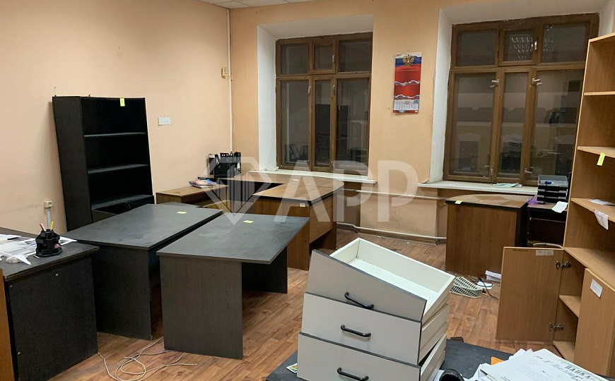 Продаю помещение в центре города, 1460,5м² фото