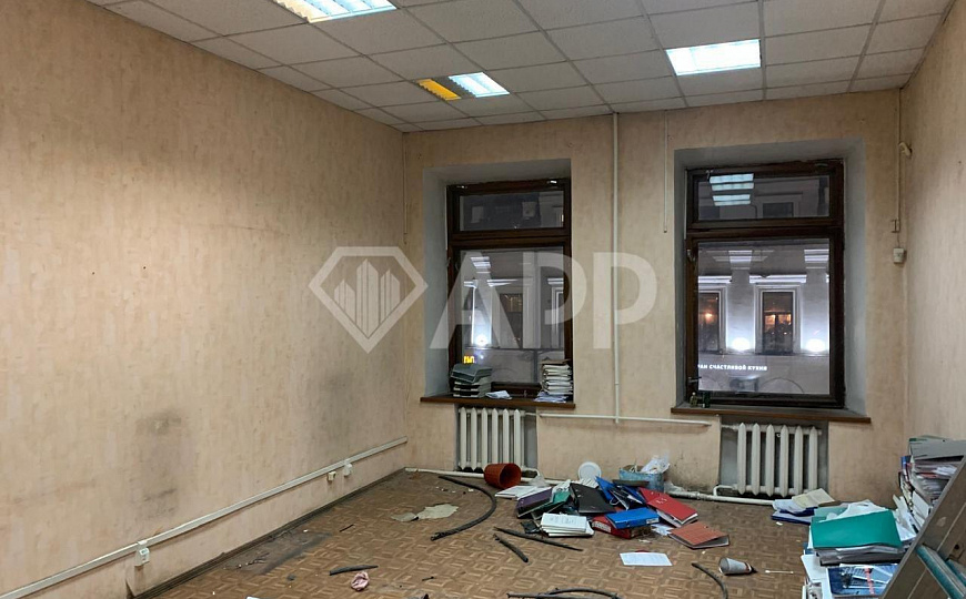 Продаю помещение в центре города, 1460,5м² фото