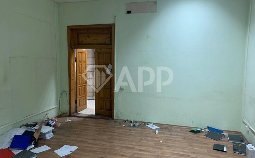 Продаю помещение в центре города, 1460,5м² фото