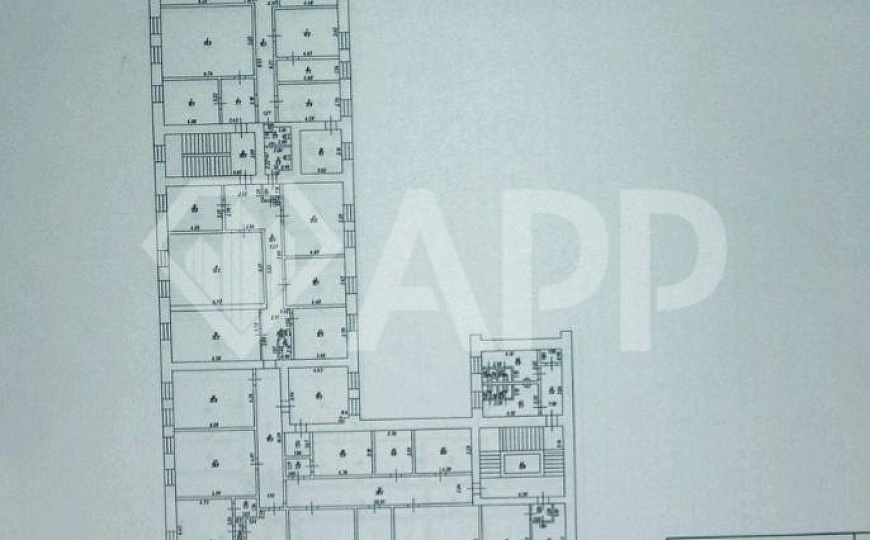 Продаю помещение в центре города, 1460,5м² фото