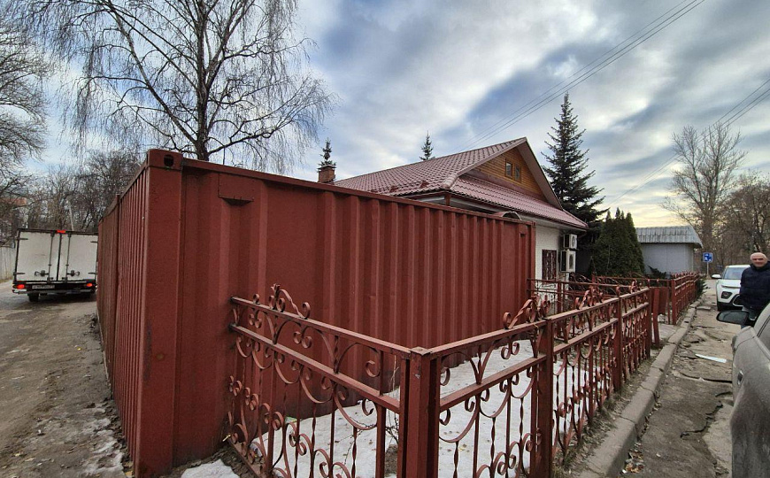 Сдам отдельно стоящее здание + 2 склада фото