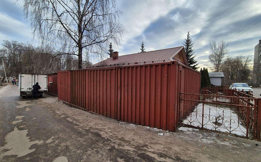 Сдам отдельно стоящее здание + 2 склада фото