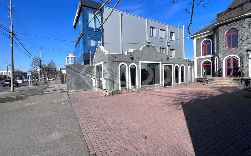 Продаю отдельно стоящее здание, 270 м² фото