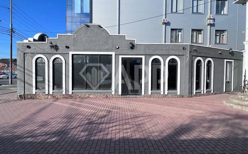 Продаю отдельно стоящее здание, 270 м² фото
