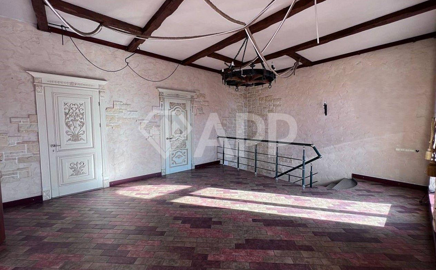 Продаю отдельно стоящее здание, 270 м² фото
