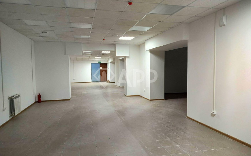 Сдам помещение свободного назначения, 285 м² фото