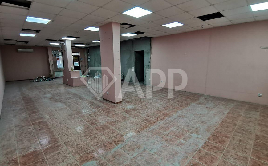 Продам торговое помещение, 186 м² фото