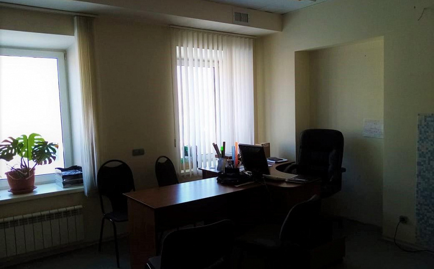Отдельно стоящее здание в центре, 630 м² фото