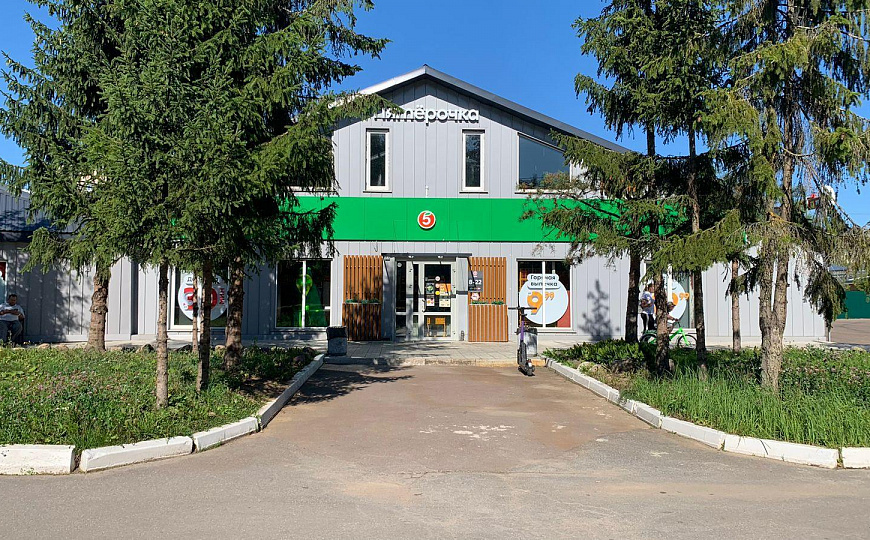 Торговая точка, 14 м² у выхода, Западный рынок фото