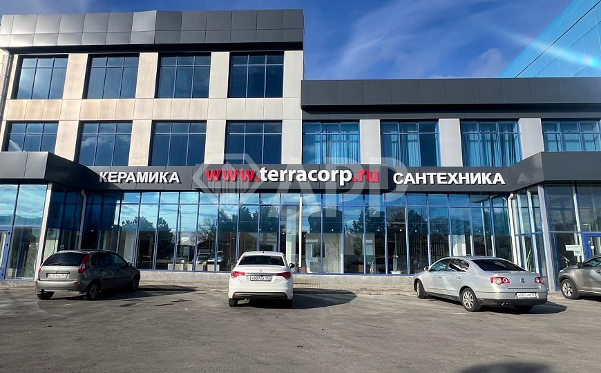 Продам помещение свободного назначения, 1 650 м², земельный участок 18 соток. фото