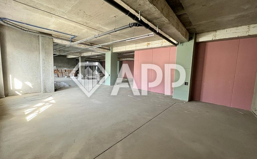 Сдам торговое помещение, 227,6 м² фото