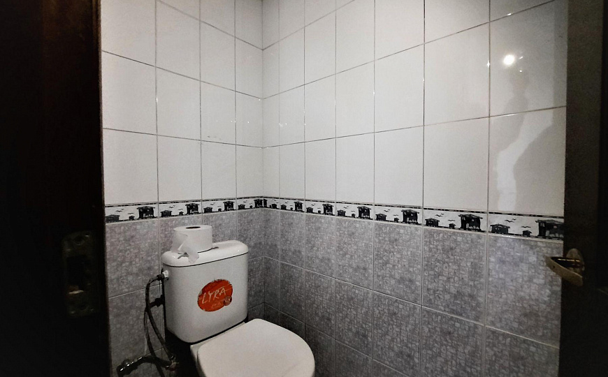 Помещение с отдельным входом на 1 линии, 90 м² фото