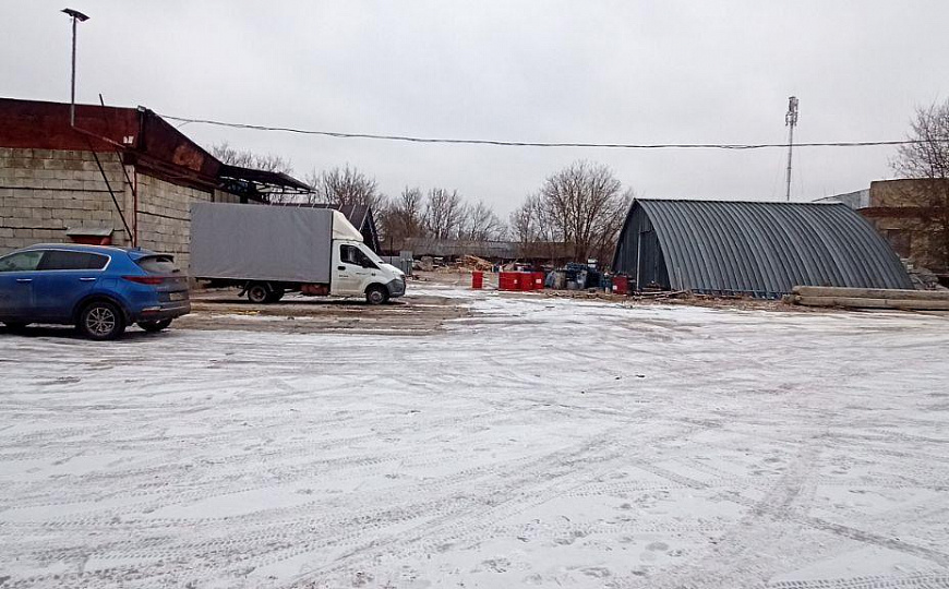 Аренда бетонированной площадки 700м2 фото