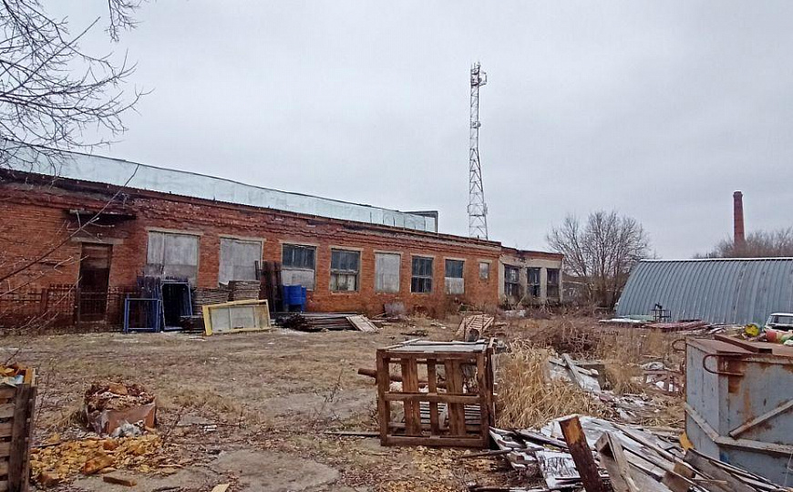 Аренда бетонированной площадки 700м2 фото