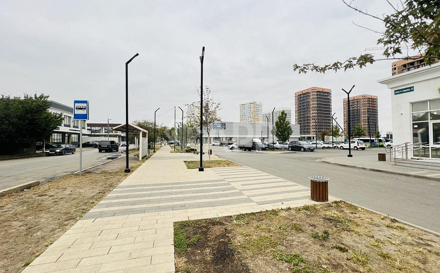 Сдаю торговое помещение, 140 м² фото