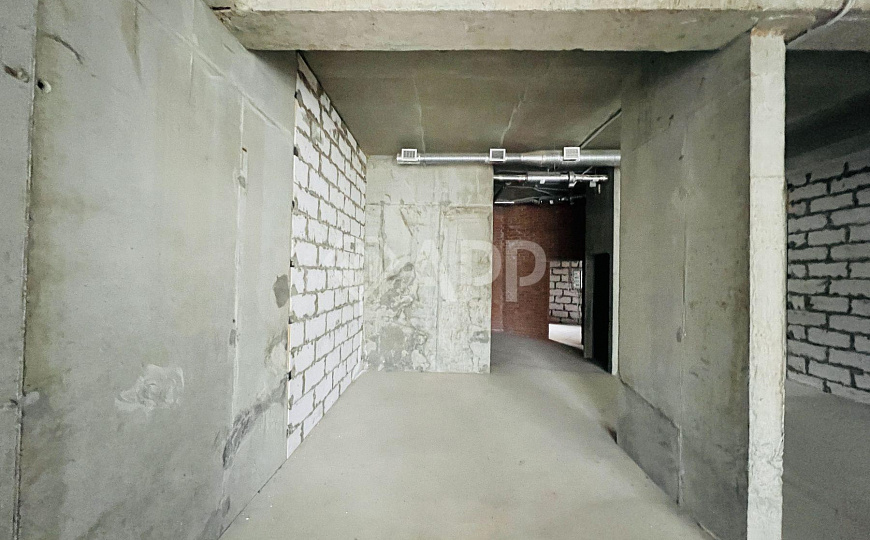 Сдаю торговое помещение, 140 м² фото