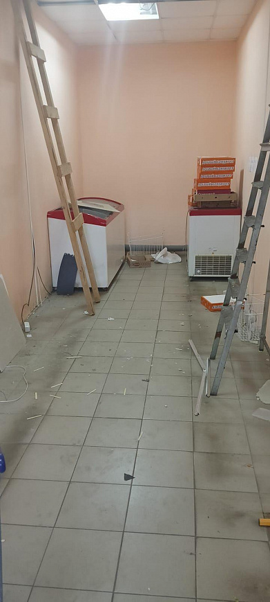 Помещение под торговлю, услуги, общепит, 351,6 м² фото