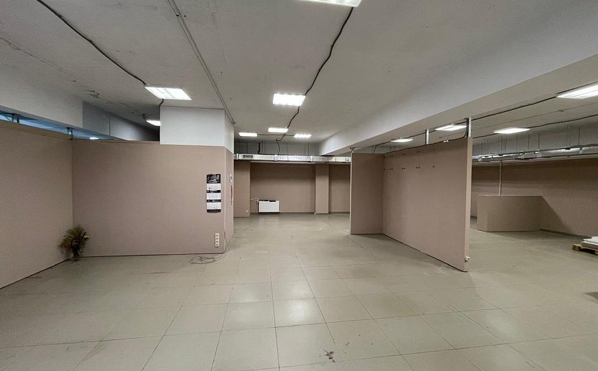 Сдам торговое помещение, 100 м² фото