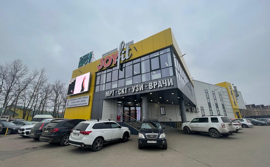 Сдам торговое помещение, 200 м² фото