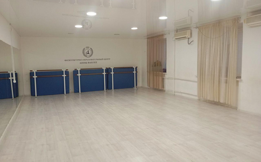 Офис в центре на 1 этаже, 100м² фото