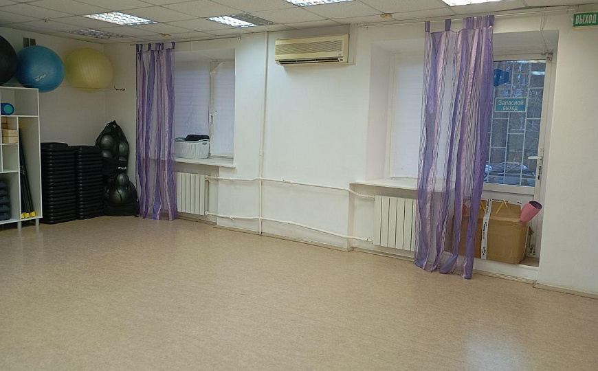 Офис в центре на 1 этаже, 100м² фото